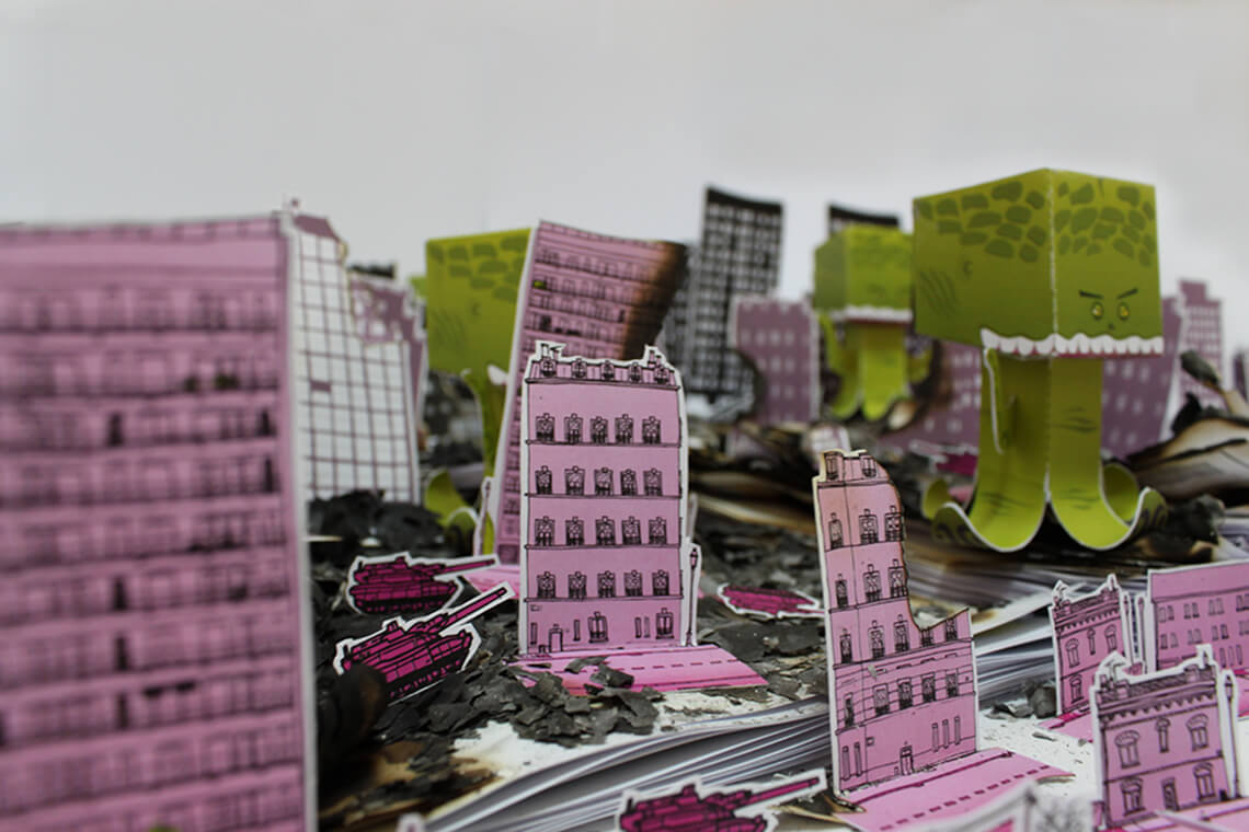 Papertoy frome outer space